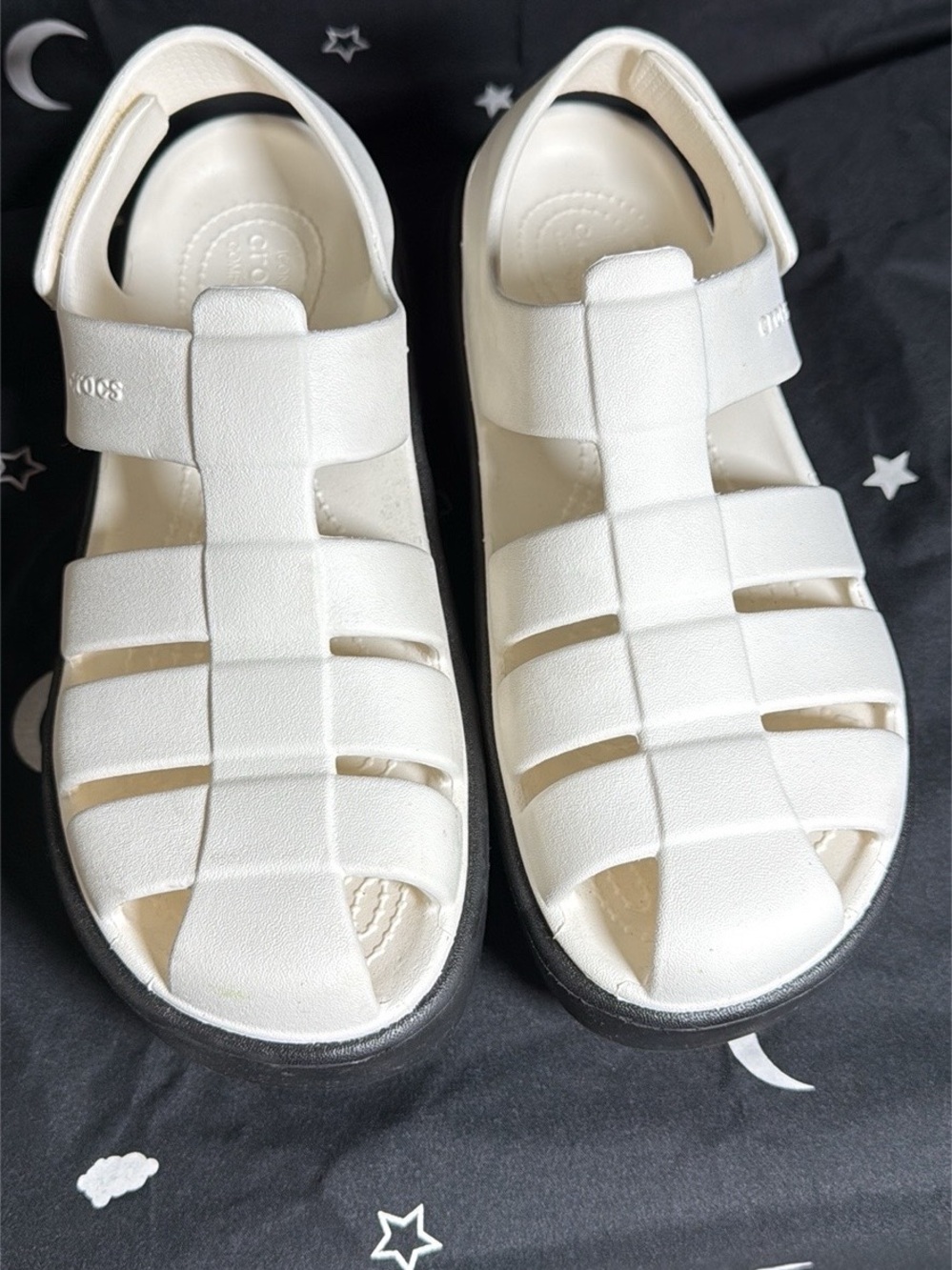 CROCS Chunky platform fisherman sandals size 7 comfortable summer white/black